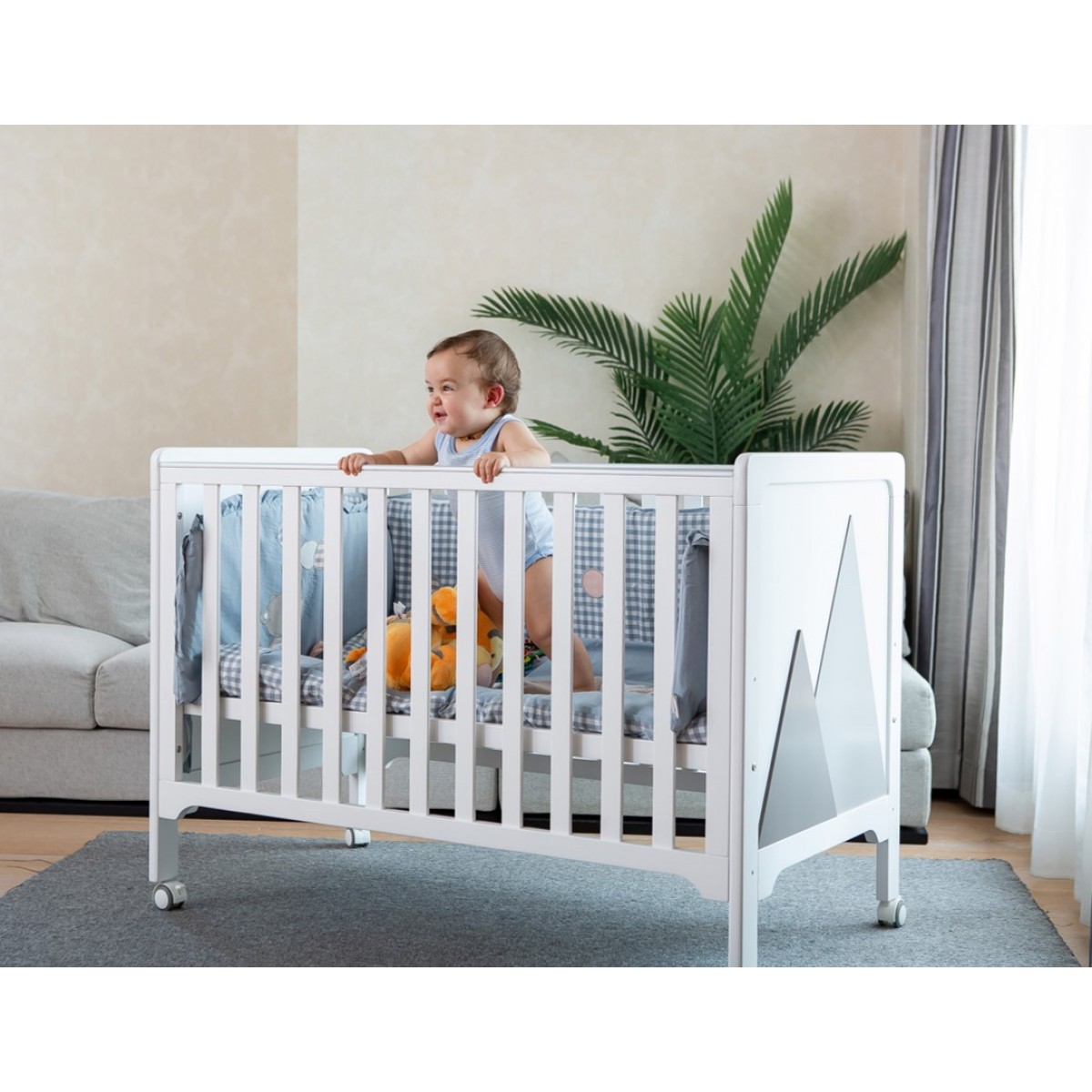 Baby Hill Crib Bed – White