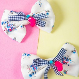 White Icy Floral Bow Hairclip